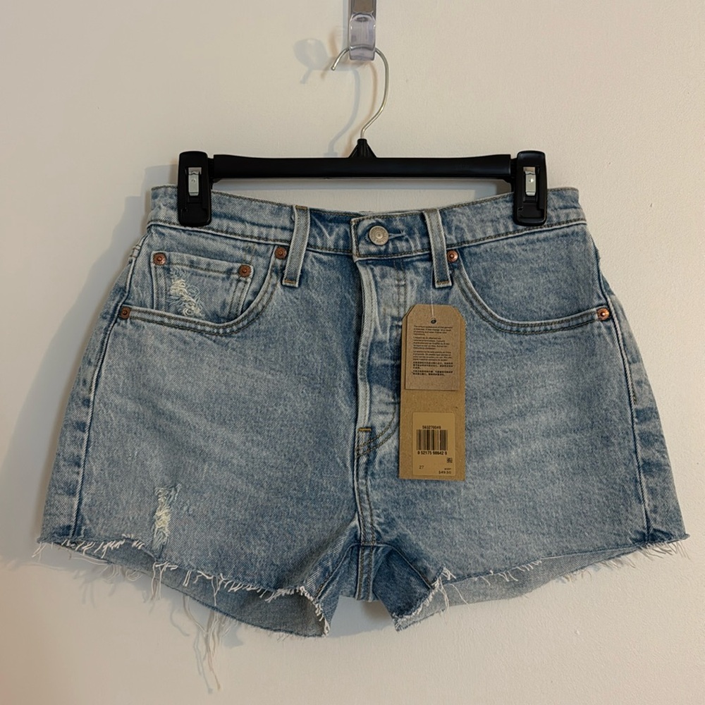 Levi’s shorts